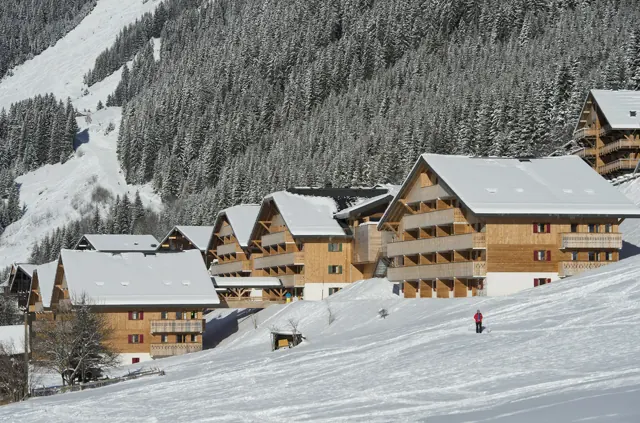 Kompleks Le Grand Lodge uz ski stazu